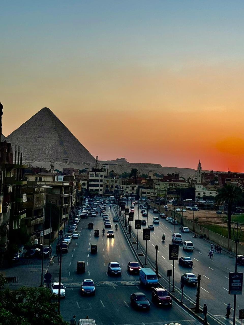Khufu Pyramids Inn Nazlet el-Sisi Exterior photo